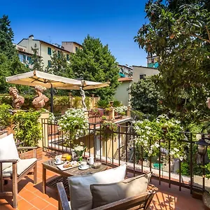 Ungherese Small Luxury Hotel Florence