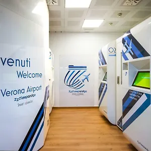 Resting Pods - Zzzleepandgo Vrn Verona Airport Capsule hotel Caselle Di Sommacampagna