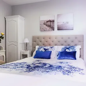 Lora Center Room, Parking Guest house Como